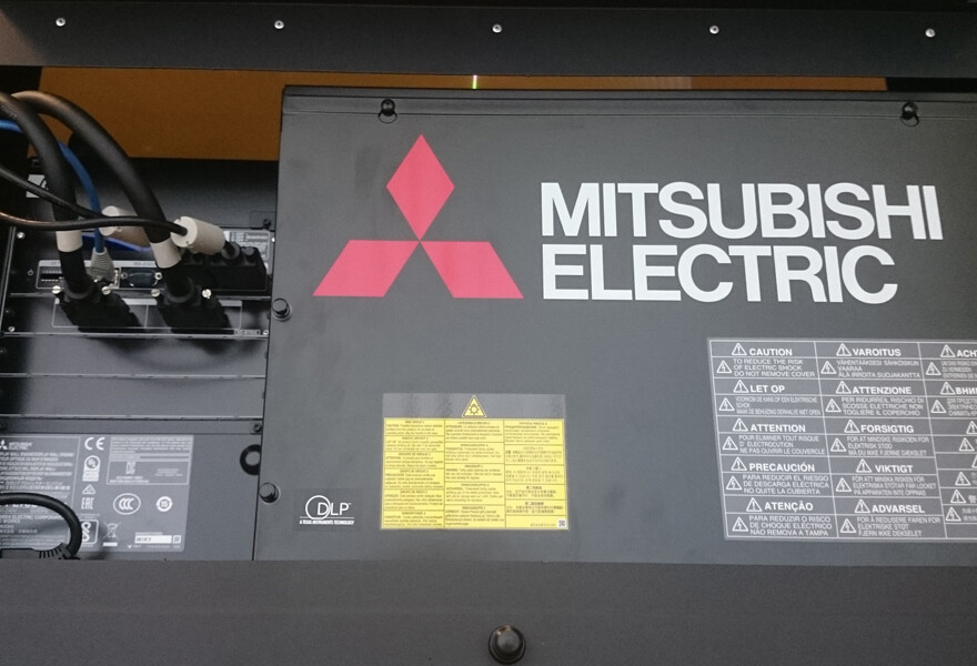 Модернизация видеостены Barco в ЦУС ПАО «Ленэнерго» модулями Mitsubishi Electric